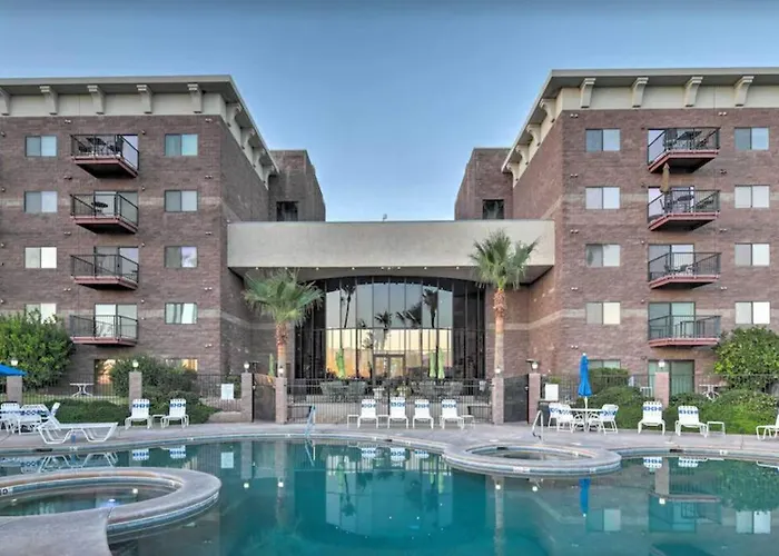 And London Bridge View - Penthouse Lake Havasu City